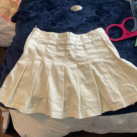 brandy melville skirt - Picture 1 of 1